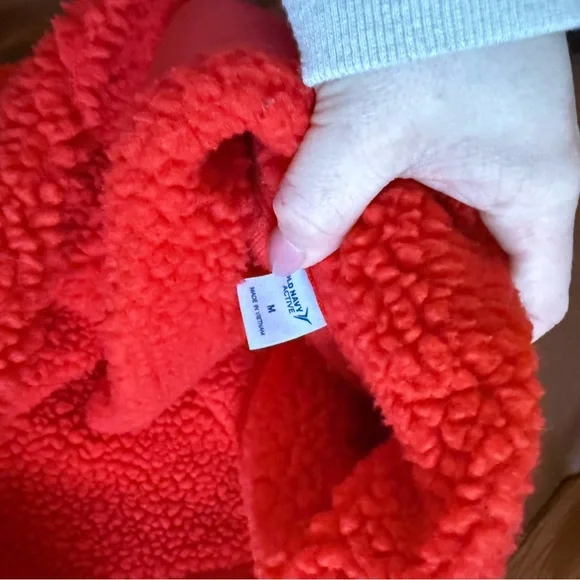 Old Navy Women's Vibrant Red Teddy Jacket - Picture 2 of 2